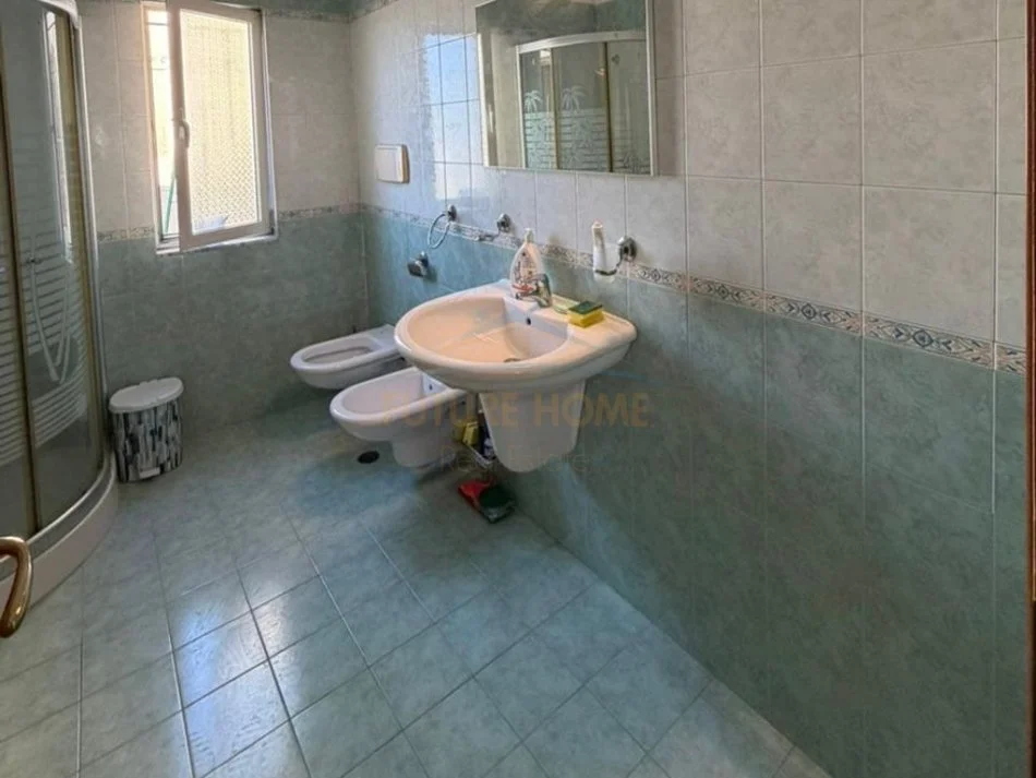 Tirane, shes apartament 1+1+Ballkon Kati 6, 63 m² 128.000 €