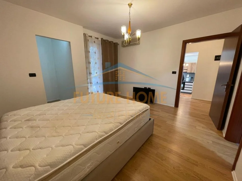 Tirane, jepet me qera apartament 1+1 Kati 2, 75 m² 600 € (Shkolla e baletit)