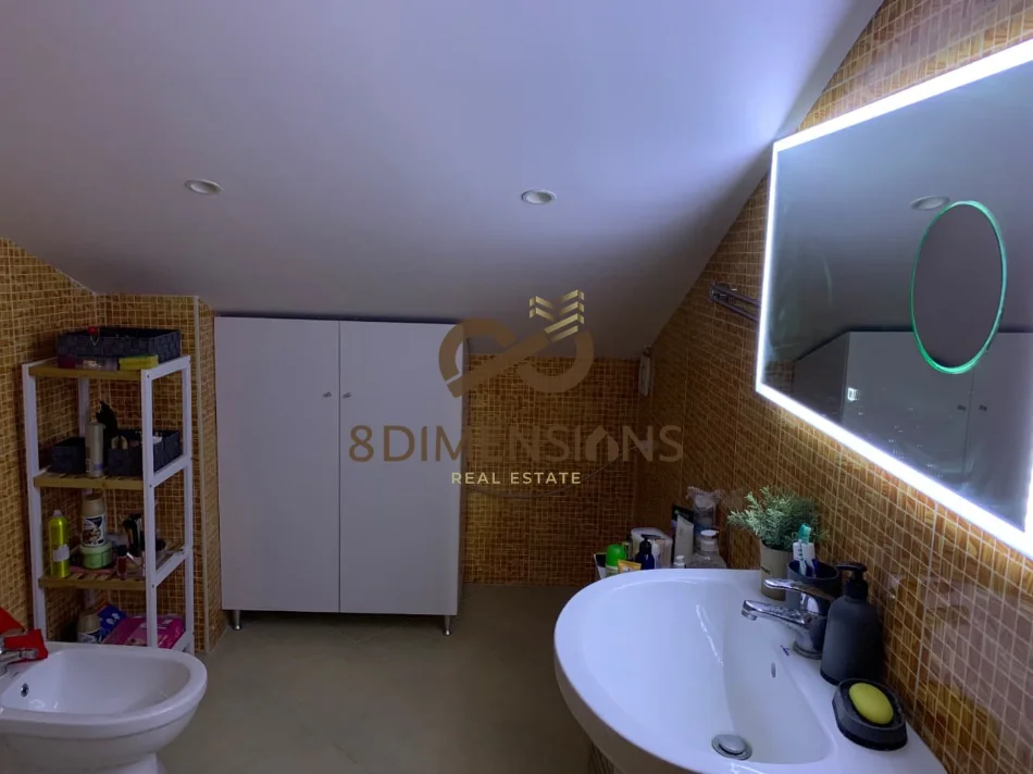 Tirane, jepet me qera apartament+verande | Penthouse 2+1+Ballkon Kati 7, 150 m² 500 € (fresk)