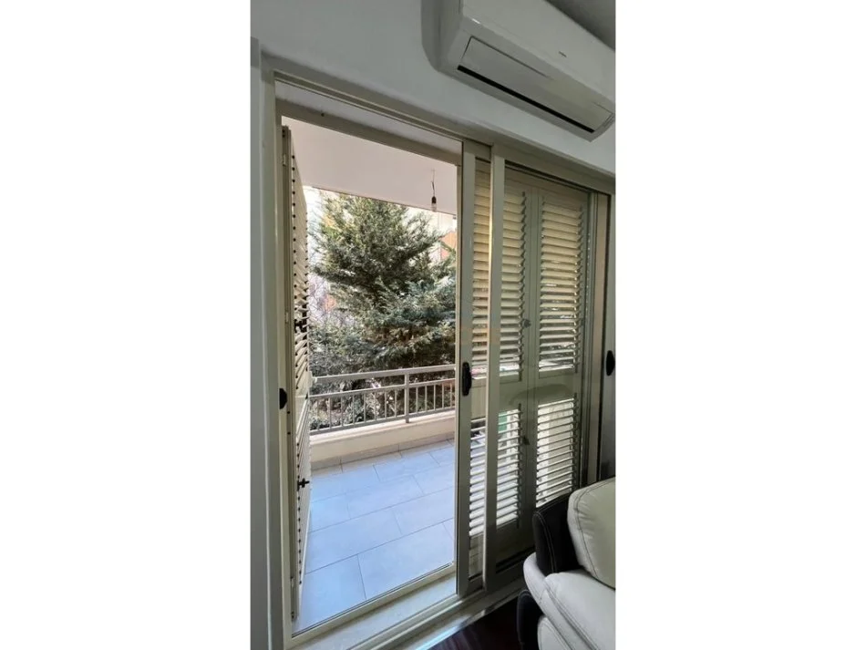 Tirane, shitet apartament 1+1+Ballkon Kati 1, 68 m² 110.000 € (FRESK)