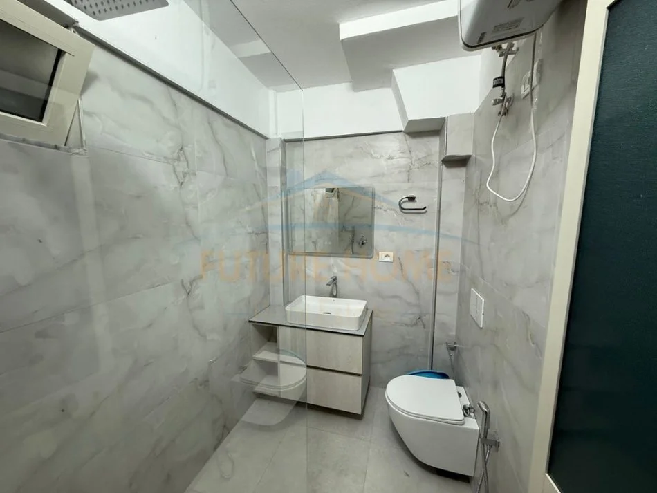 Durres, jepet me qera apartament 2+1 Kati 4, 500 € (Durres)
