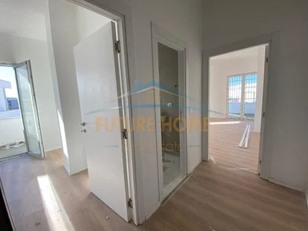 Tirane, shitet apartament 1+1 Kati 9, 89 m² 97.700 € 