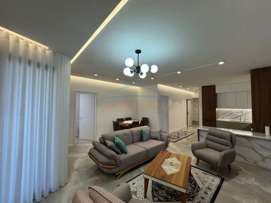 Tirane, jepet me qera apartament 2+1 , 119 m² 1.150 €   Pazari i Ri,