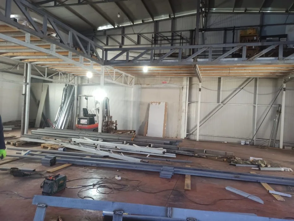 Tirane, jepet me qera magazine Kati 0, 600 m² 4.800 € (Kashar)