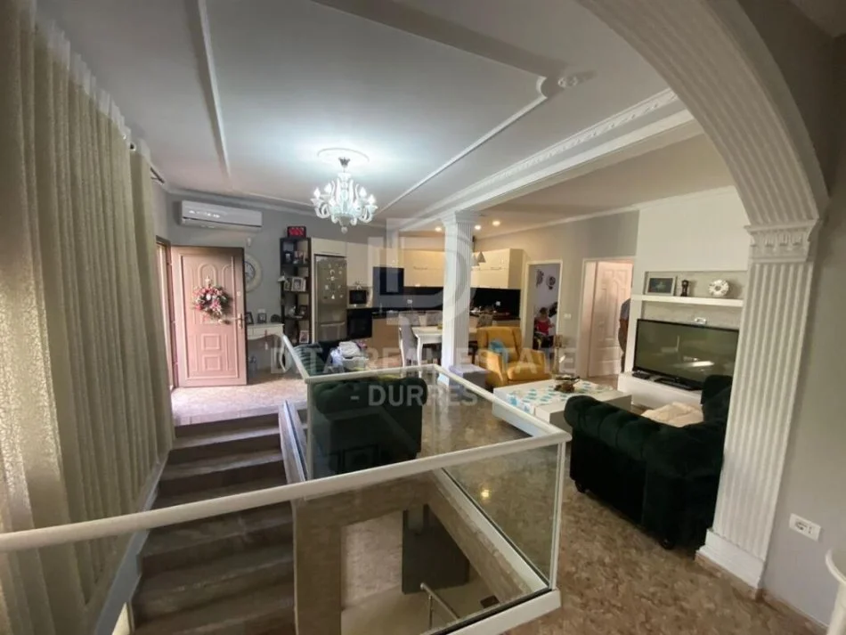 Durres, shitet shtepi 5+1+Aneks+Ballkon Kati 2, 116 m² 190.000 € (UKD)