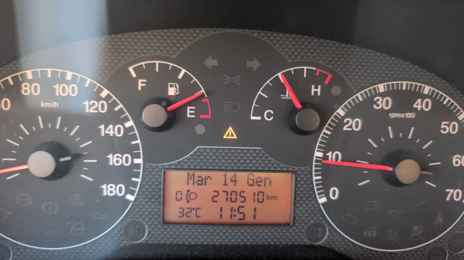 🚐 Peugeot Bipper 2009 – Furgon Ekonomik, Km Reale, Kondicioner | Tiranë, 2500 Eur