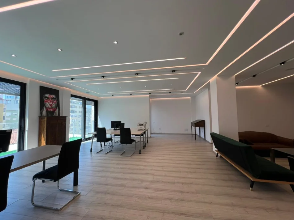 Tirane, shitet apartament 2+1 Kati 7, 93 m² 360.000 € 