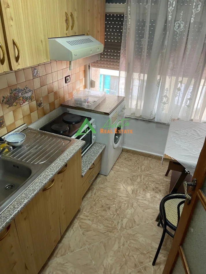 Tirane, shitet apartament 1+1+Ballkon Kati 4, 64 m² 152.000 € (Myslymm Shyri)