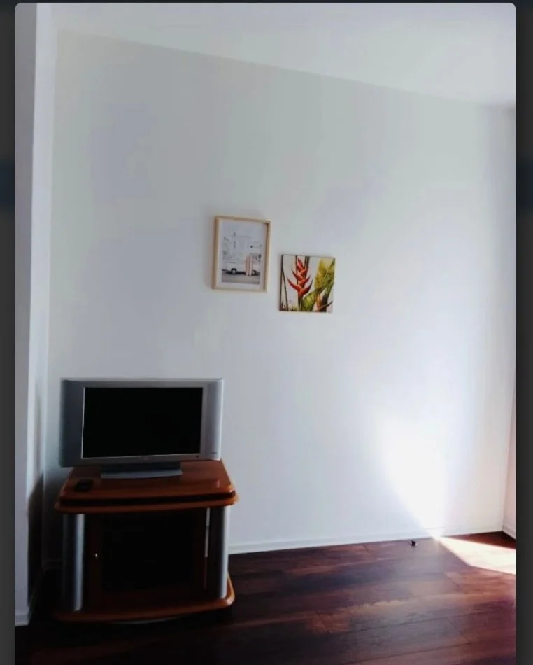 Tirane, jepet me qera apartament 1+1 Kati 7, 500 € 