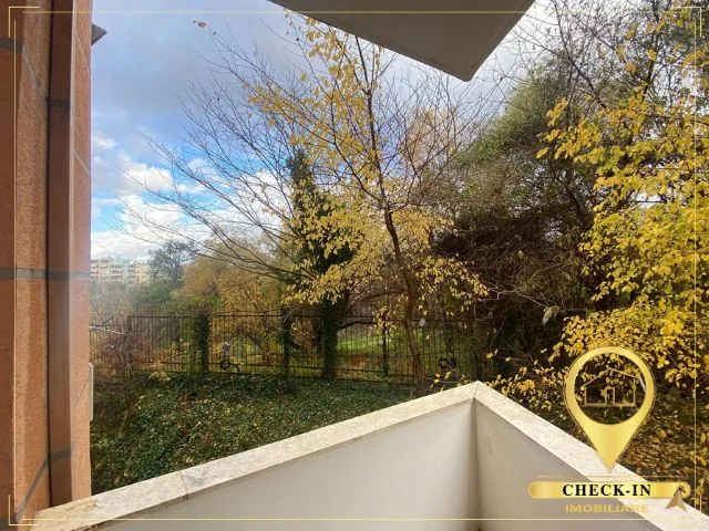 Tirane, jepet me qera apartament 2+1+Aneks+Ballkon , 115 m² 500 € (Kopshti Botanik)