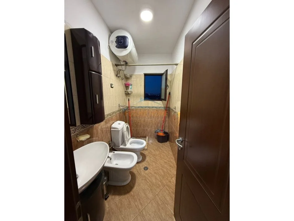 Tirane, shitet apartament 2+1 Kati 6, 135 m² 175.000 € 