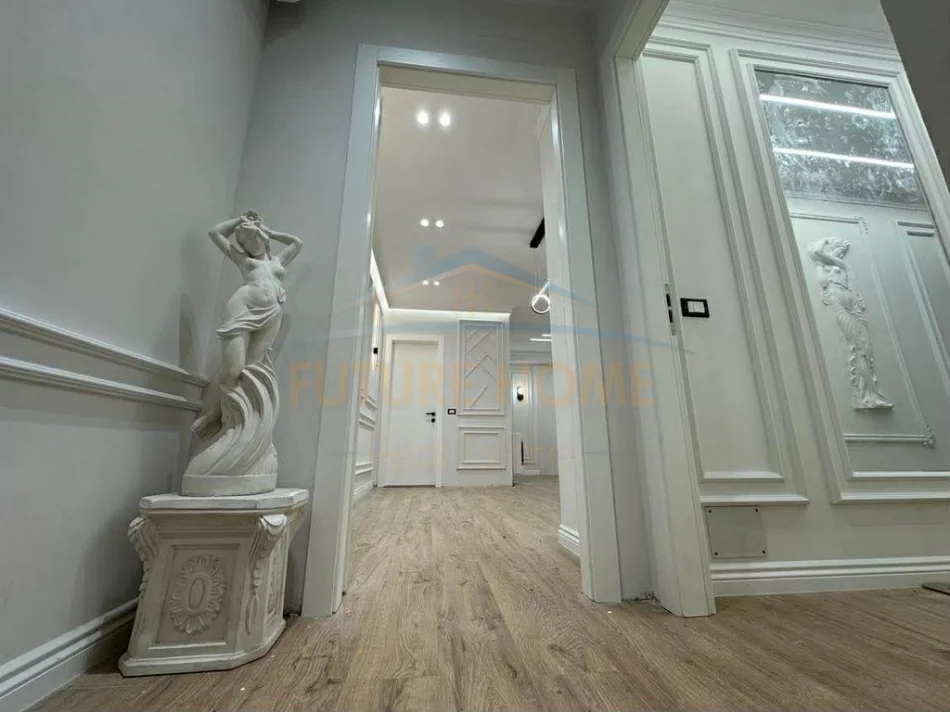 Tirane, shitet apartament 1+1 , 71 m² 140.000 € (unaza e re)