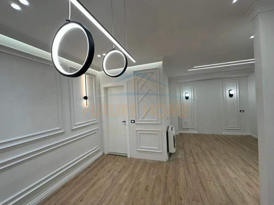 Tirane, shitet apartament 1+1 , 71 m² 140.000 € (unaza e re)