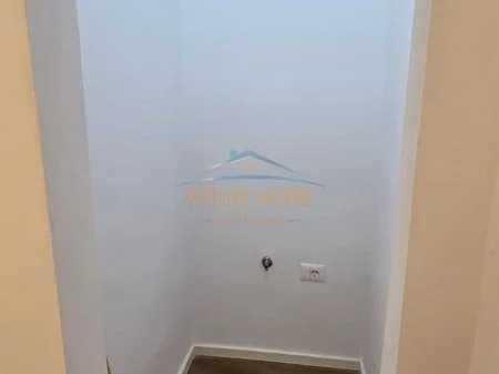 Tirane, shitet apartament 1+1 Kati 4, 58 m² 140.000 € 