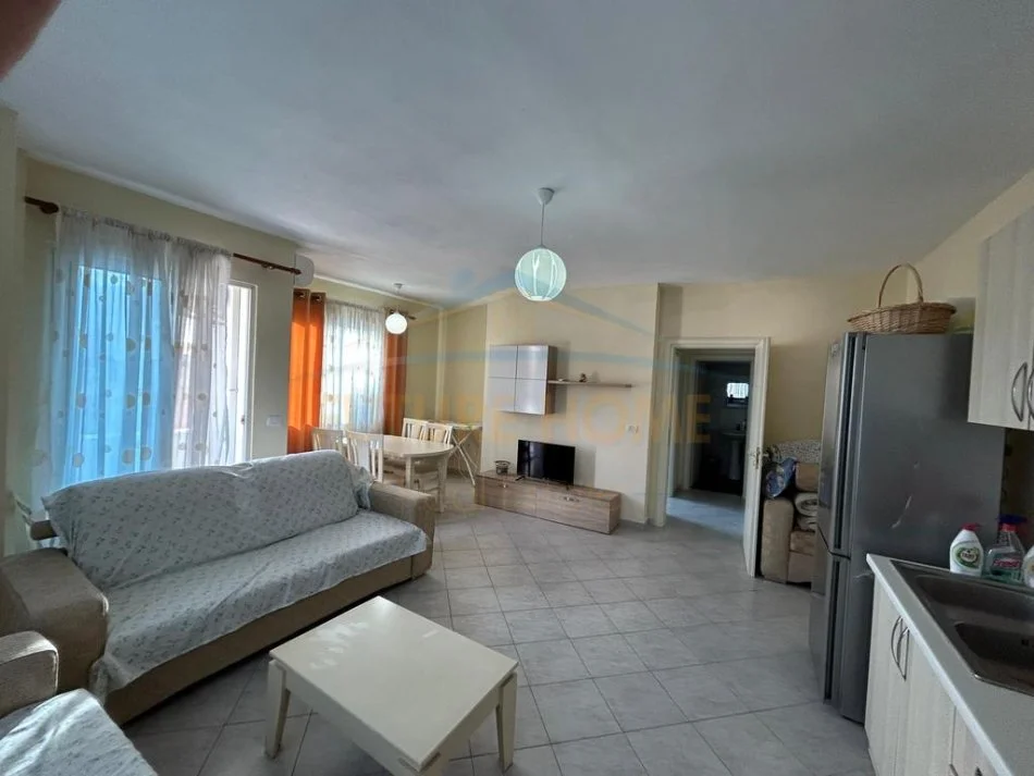 Shkembi Kavajes, shitet apartament 1+1+Ballkon Kati 6, 65 m² 90.000 € 