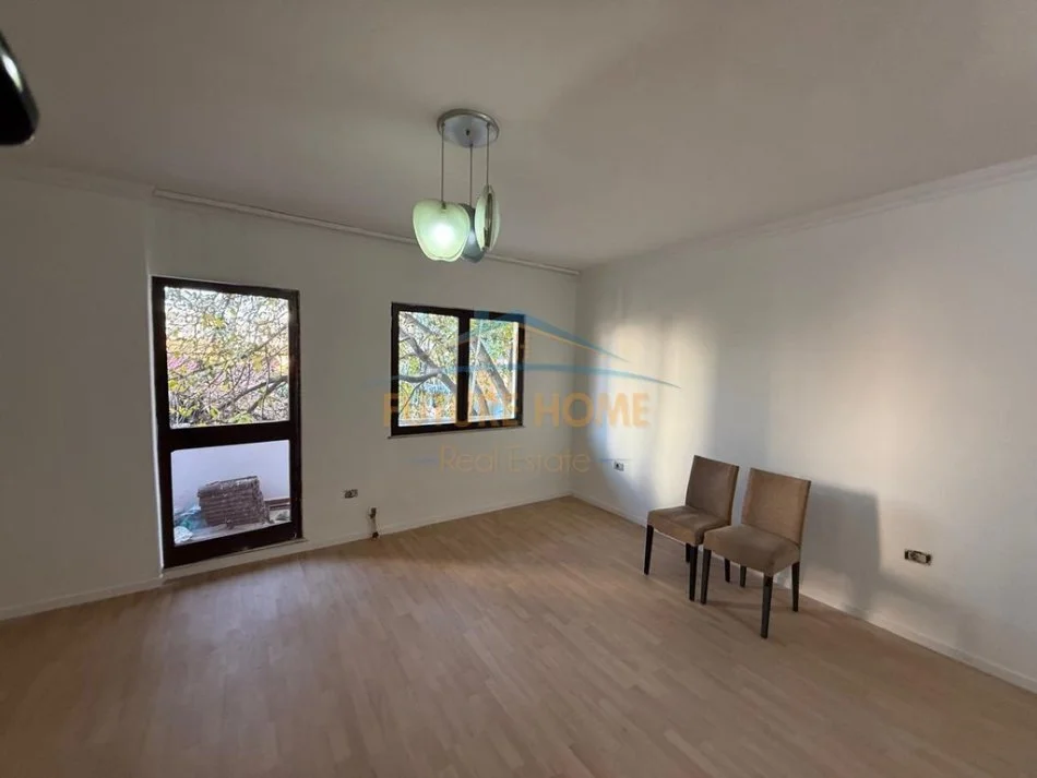 shitet apartament 2+1+Ballkon Kati 1, 105 m² 235.000 € (Selvia)