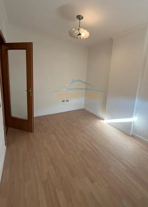 Shitet, Apartament 2+1, Selvia, Tirane