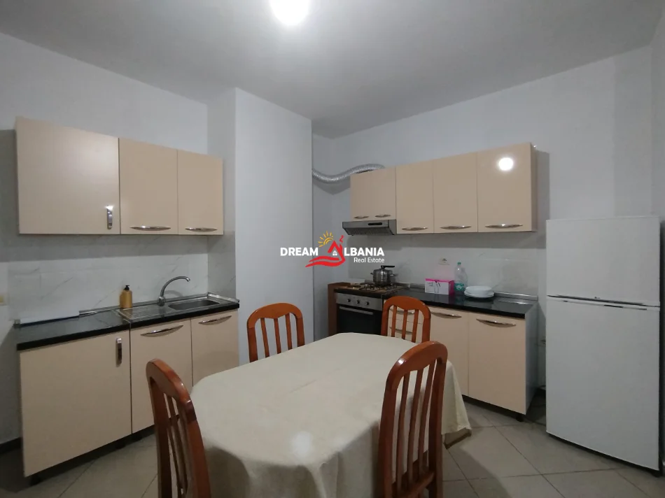 Tirane, shitet apartament 1+1+Ballkon Kati 7, 76 m² 115.000 € (Astir)