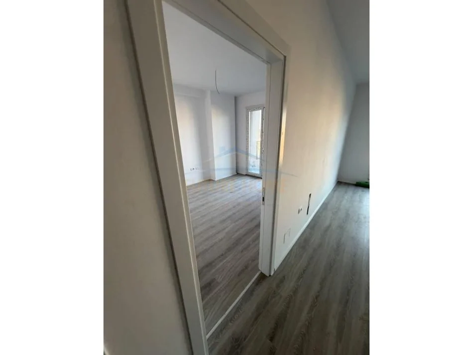 Tirane, shitet apartament 1+1 Kati 4, 66 m² 88.000 € (PASKUQAN)