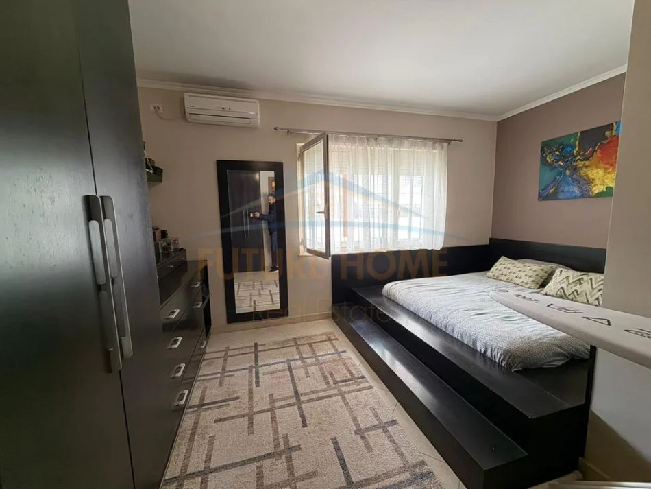 Tirane, shitet apartament 1+1 Kati 4, 88 m² 123.186 € (Fresku)