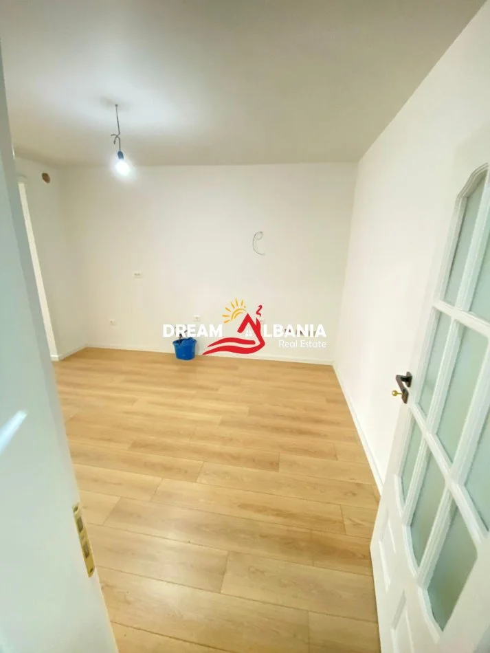 Tirane, shitet apartament 1+1 Kati 5, 52 m² 138.000 € (margarita tutulani)