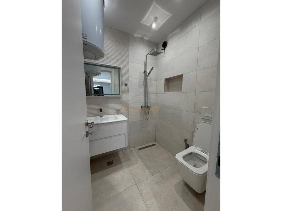 Tirane, jepet me qera apartament 2+1 Kati 2, 92 m² 700 € (Rezidenca Kodra e Diellit)