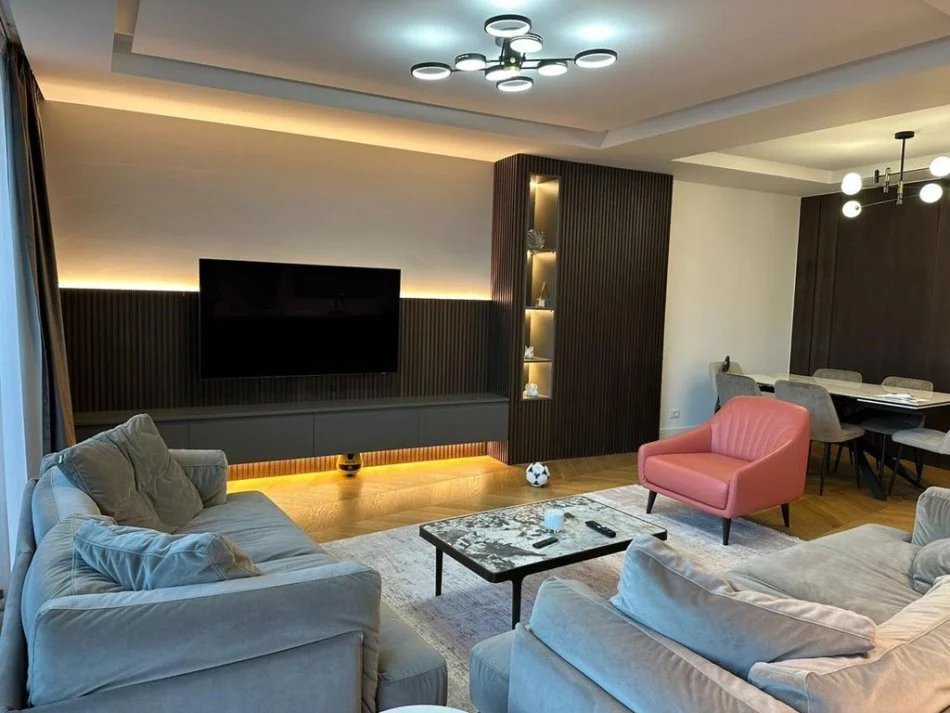 Tirane, shitet apartament 2+1+2+POST PARKIMI Kati 5, 133 m² 800.000 € (LAKE VIEW RESIDENDCE)