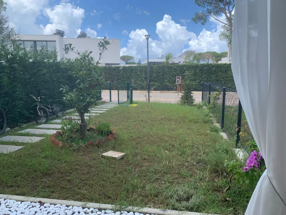 Durres, shitet apartament 2+1 Kati 1, 88 m² 280.000 € (Rezidenca San Pietro)