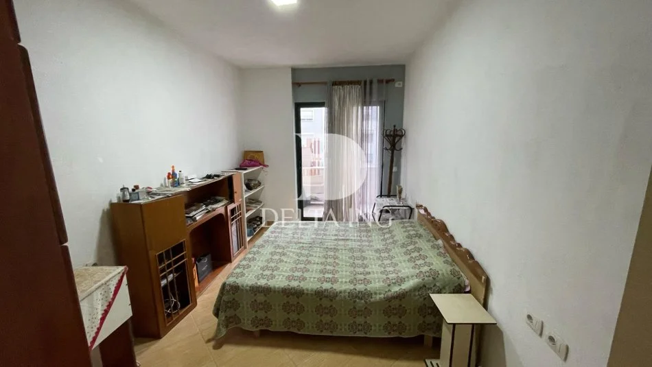 Tirane, shitet apartament 2+1 Kati 4, 115 m² 130.000 € (Yzberisht)