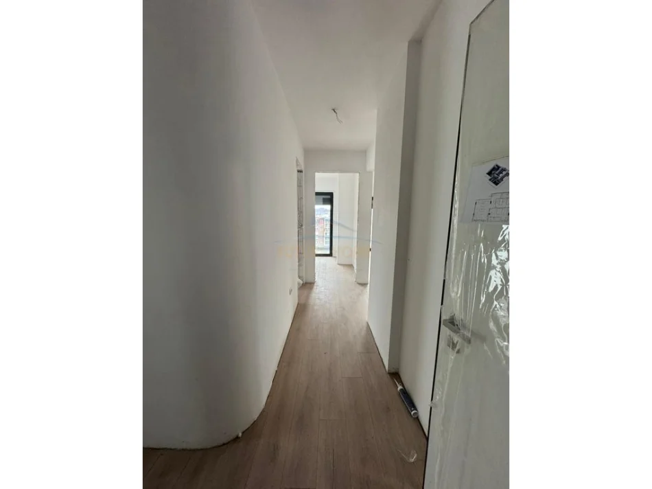 Tirane, shitet apartament 2+1+Ballkon Kati 7, 116 m² 230.000 € (Don Bosko)