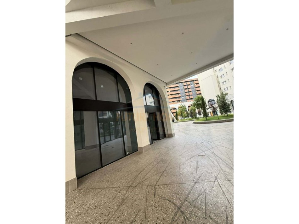 Tirane, jepet me qera ambjent biznesi Kati 0, 36 m² 400 € (River Residence, Astir, Tirane)