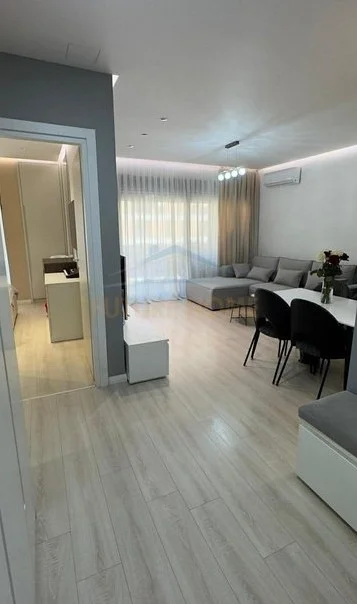 Tirane, shitet 1+1 Kati 3, 66 m² 170.000 € (don bosko)