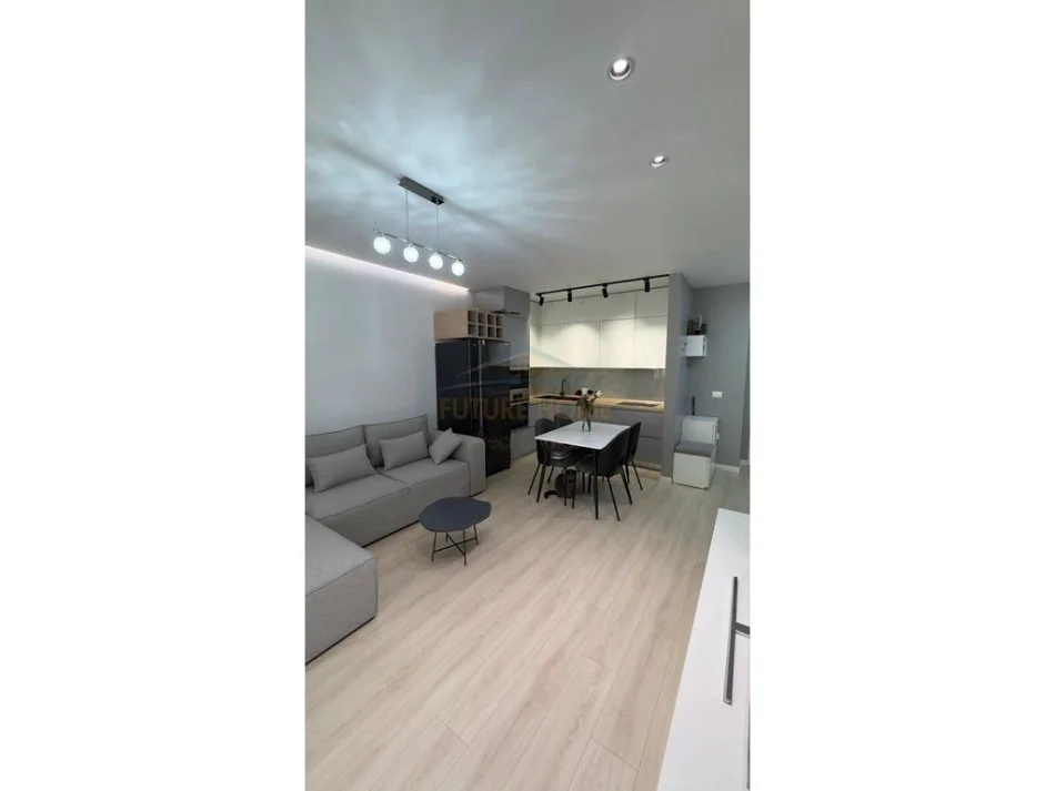 Tirane, shitet apartament 1+1+Ballkon Kati 3, 66 m² 170.000 € (Don Bosko)