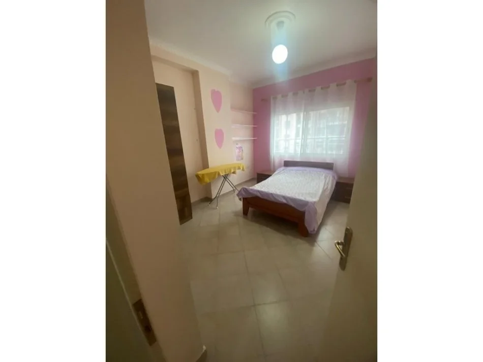 Tirane, shitet apartament 2+1 Kati 5, 84 m² (Misto Mame)