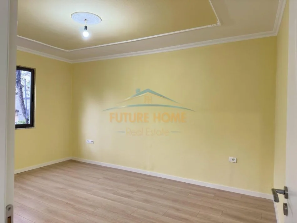 Tirane, shitet apartament 1+1 Kati 2, 54 m² 95.000 € (Shkolla Bajram Curri)