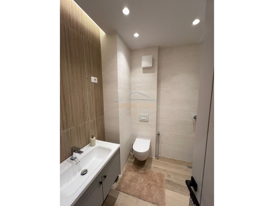 Tirane, jepet me qera apartament 1+1 Kati 4, 66 m² 800 € 