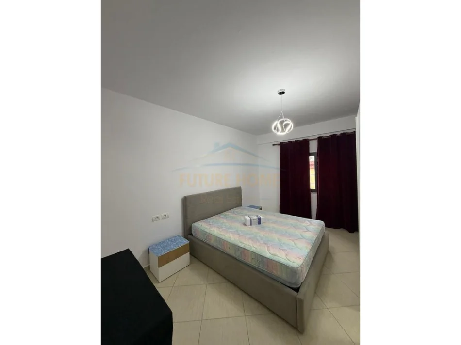 Shqiperi, jepet me qera apartament 2+1 Kati 4, 90 m² 600 € (Qera, Apartament 2+1 , Don Bosko , Tirane.)