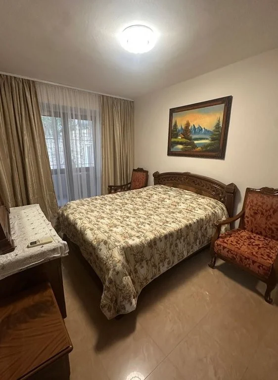 Tirane, jepet me qera apartament 1+1 Kati 1, 58 m² 550 € (Vasil Shanto)