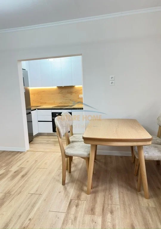 Tirane, shitet apartament 1+1 Kati 3, 54 m² 122.000 € (Shkolla Bajram Curri)