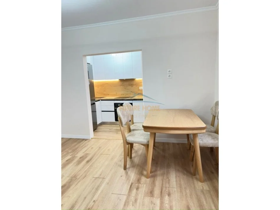 Tirane, shitet apartament 1+1 Kati 3, 54 m² 116.000 € 
