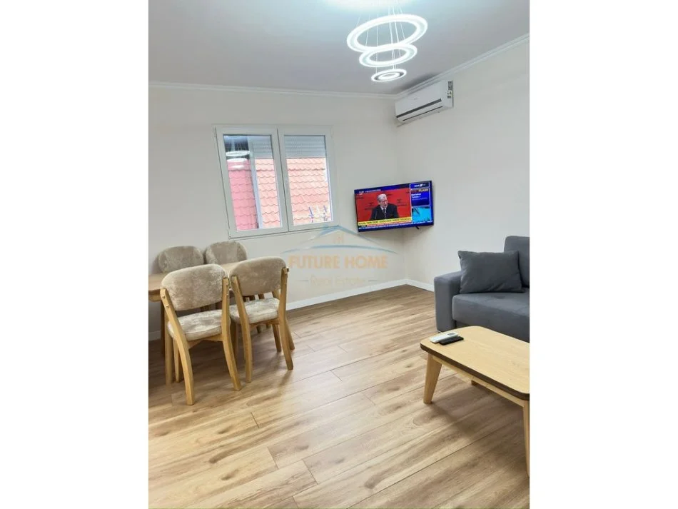 Tirane, shitet apartament 1+1 Kati 3, 53 m² 116.000 € (Shkolla Bajram Curri)