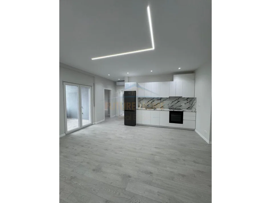 Tirane, jepet me qera apartament 2+1 Kati 3, 90 m² 500 € (Kodra e Priftit, Tirane)
