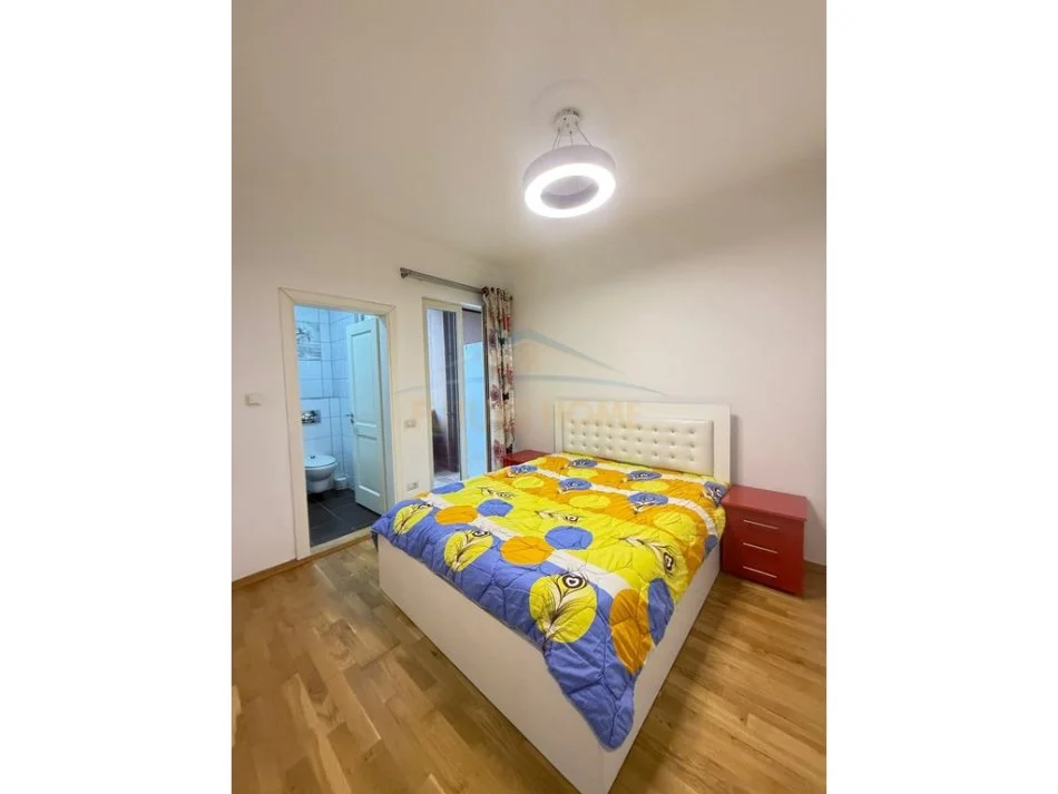 Tirane, jepet me qera apartament 2+1+Ballkon Kati 4, 95 m² 600 € (RROTONDO ASTIRIT)   PARK62142