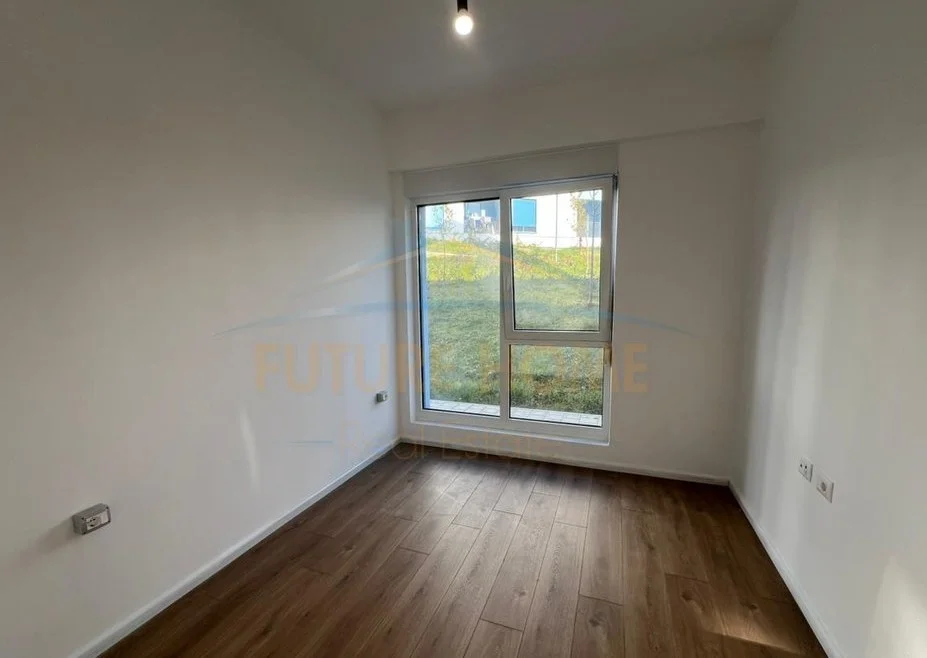 Tirane, shitet apartament 1+1 Kati 0, 46 m² 71.000 € (oxa)