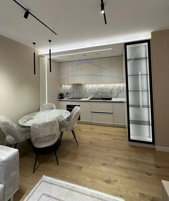 Tirane, shitet apartament 2+1 Kati 10, 94 m² 295.000 € (rruga mine peza)