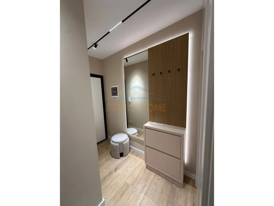 Tirane, shitet apartament 2+1+Ballkon Kati 10, 94 m² 315.000 € (Rezidenca Mine Peza)