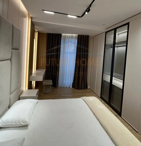 Tirane, shitet apartament 2+1 Kati 10, 94 m² 295.000 € (rruga mine peza)