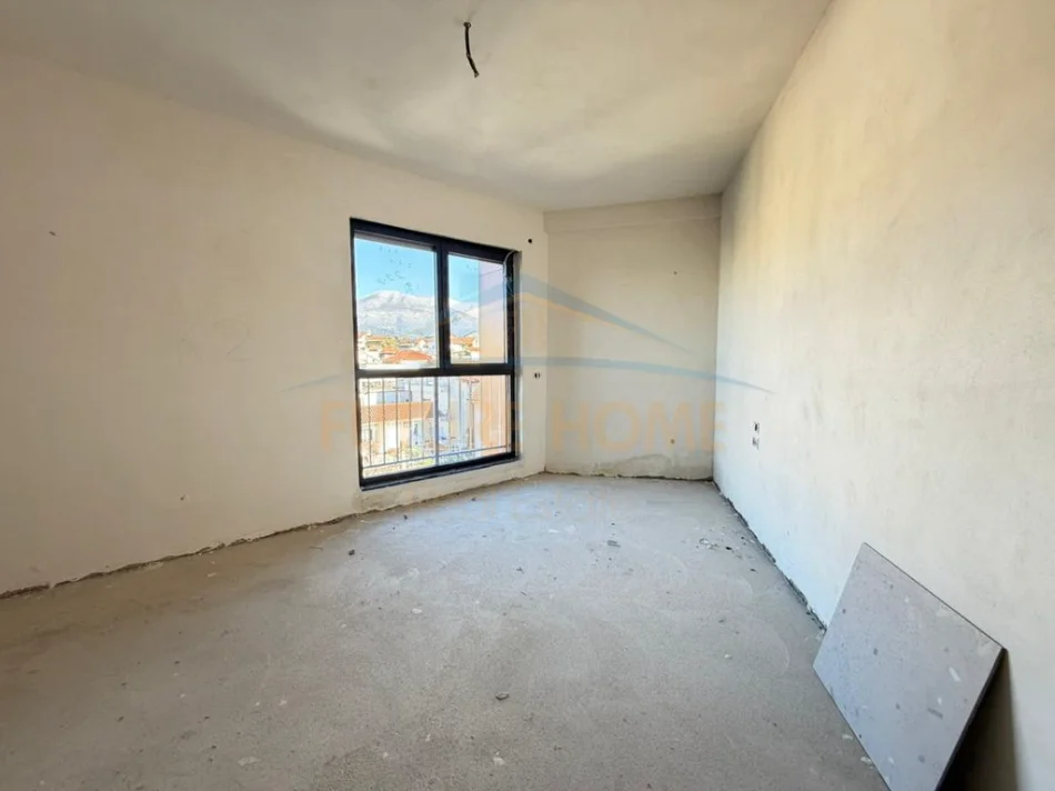 Tirane, shitet apartament 1+1+Ballkon Kati 2, 65 m² 128.400 € 
