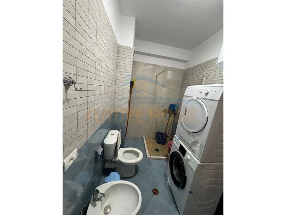 Tirane, shitet apartament 1+1 Kati 5, 42 m² 90.000 € (Unaza e re)