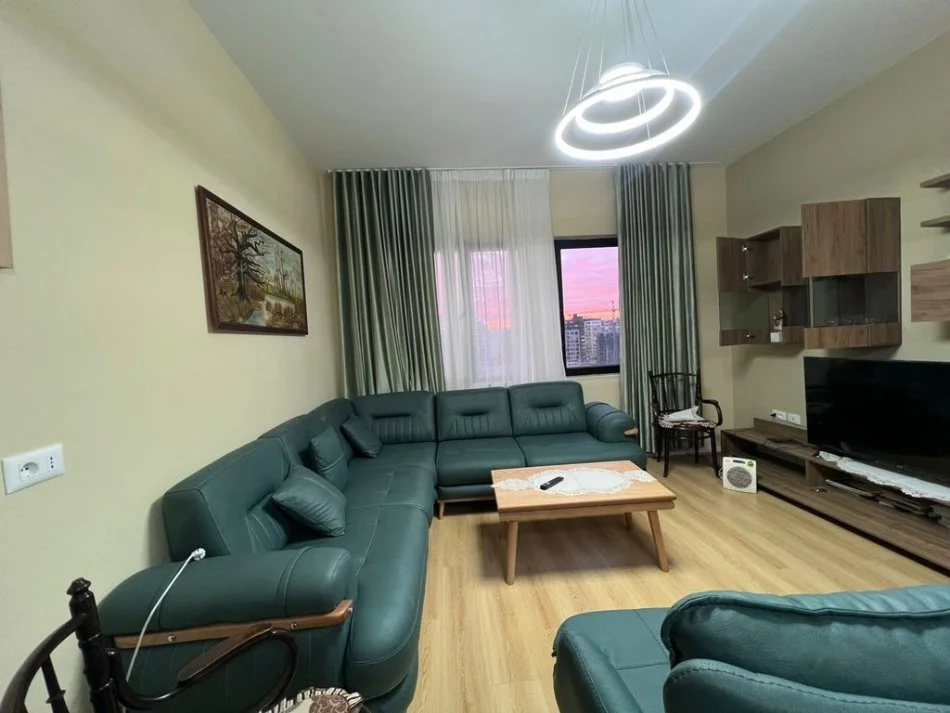 Tirane, jepet me qera apartament 2+1 Kati 6, 111 m² 800 € (Spring Residence, Vasil Shanto.)